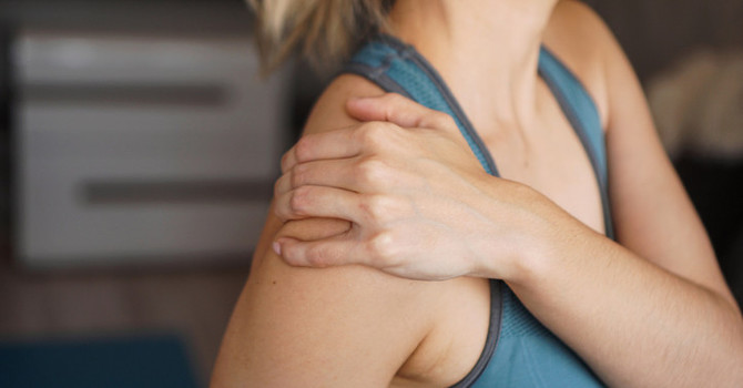 April Newsletter: How Your Chiropractor Can Help with a Rotator Cuff Injury