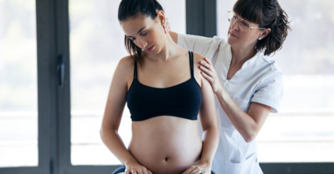 How Chiropractic Care Can Help While Pregnant image