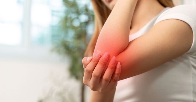 Struggling With Elbow Pain? Discover Proven Relief With a Fridley Chiropractor